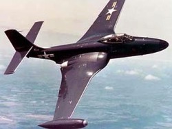 Палубный всепогодный истребитель F2H-2  «Бэнши»