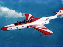 Учебно-тренировочный самолет TS-11 «Искра».