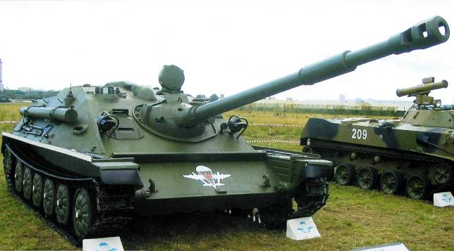 САУ АСУ-85.