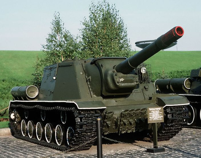 САУ ИСУ-152.