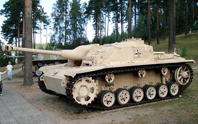 StuG –III Ausf-F